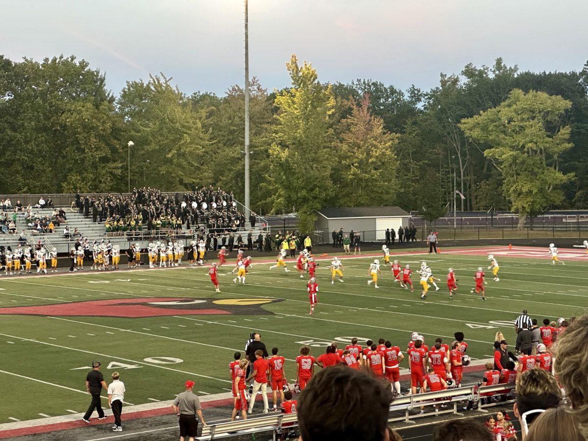 Mentor vs Medina football team. (7:29pm)